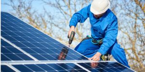 Installation Maintenance Panneaux Solaires Photovoltaïques à Anglards-de-Saint-Flour